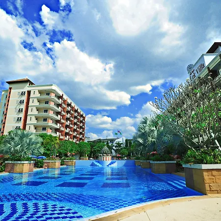 Hotel Lek 3*