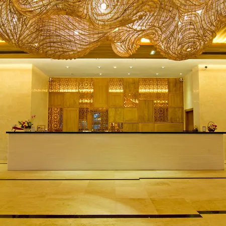Welcome World Beachfront โรงแรม 4*