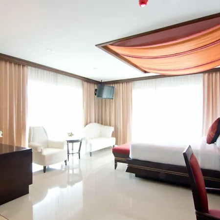 Welcome World Beachfront โรงแรม Pattaya