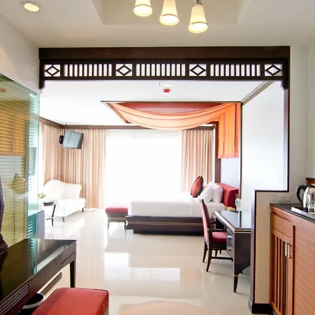 โรงแรม Welcome World Beachfront Pattaya
