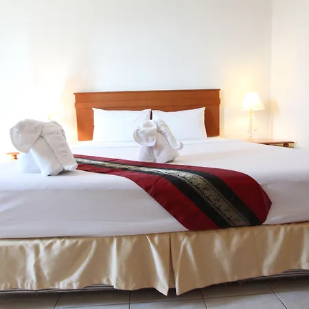 คราวน์พัทยาบีชโฮเทล โรงแรม Pattaya