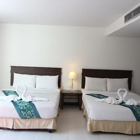คราวน์พัทยาบีชโฮเทล 3* Pattaya