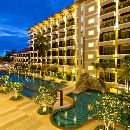 โรงแรม Welcome World Beachfront 4*