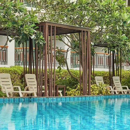 Welcome World Beachfront โรงแรม