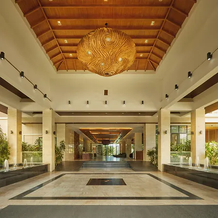 Welcome World Beachfront โรงแรม 4*