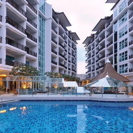 Crystal Palace Luxury Hotel 5*