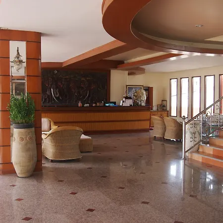 โรงแรม นาวิน แมนชั่น 2 Navin Mansion 2 Pattaya