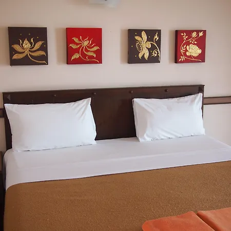 นาวิน แมนชั่น 2 Navin Mansion 2 Pattaya