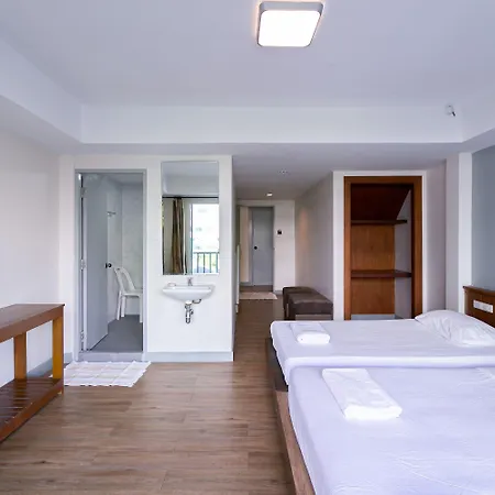 Wong Amat House 2*