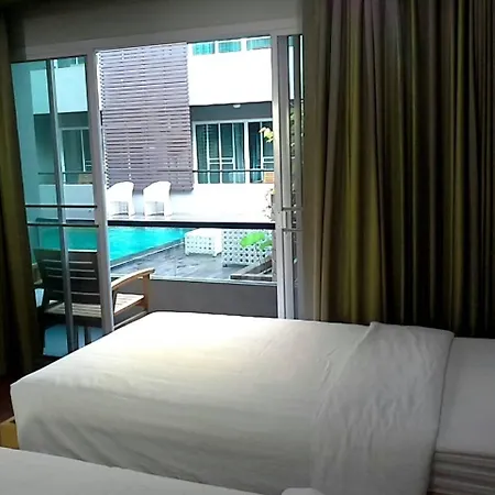 โรงแรม Double D Boutique 2*