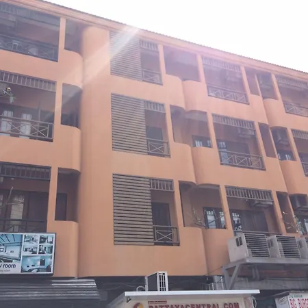 Hotel Keerati 2*