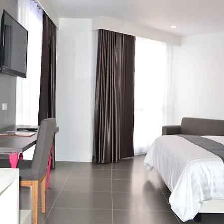 Flipper - Sha Extra 3* Pattaya