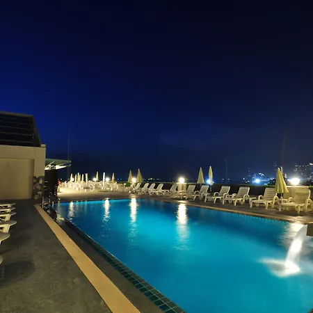 Flipper - Sha Extra Hotel Pattaya