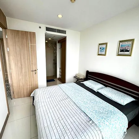 Riviera Wongamat Apartment *