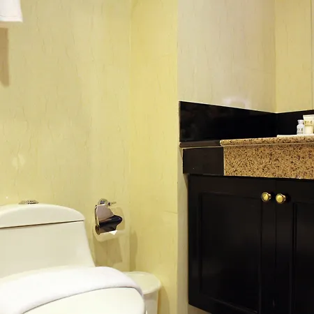 Lk Crystal Place Hotel