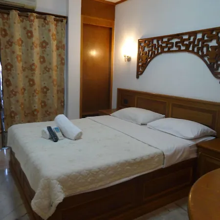Max 2* Pattaya