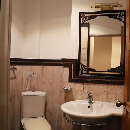 Hotel Max 2*