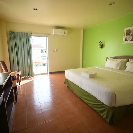 Opey De Place Hotel 3*