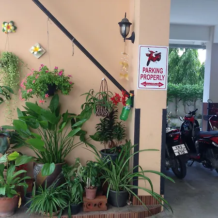 Chitra Hotel 3*