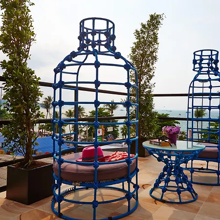 Hotel The Weekend 3*