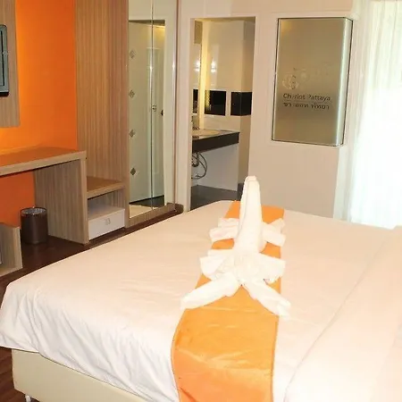 Chariot Hotel