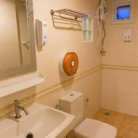 Honey House 3 Hotel 3*