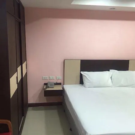 Oyo 523 Aa Pattaya Ville Hotel 2*