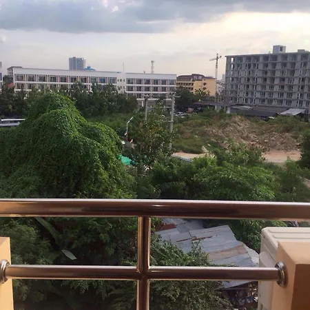 Oyo 523 Aa Pattaya Ville 2*
