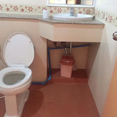 Oyo 523 Aa Pattaya Ville Hotel 2*