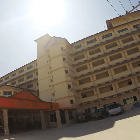 Hotel Oyo 523 Aa Pattaya Ville 2*