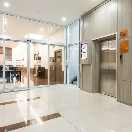 Adelphi โรงแรม