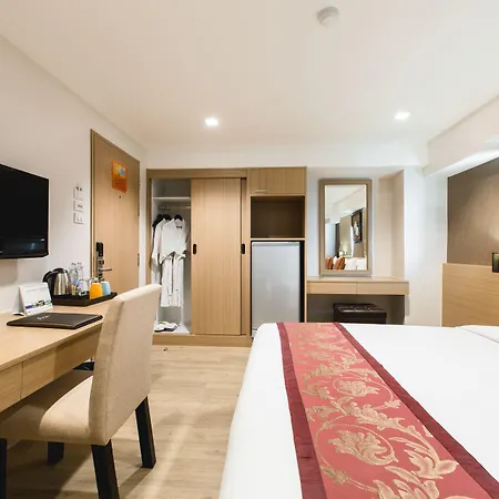 Adelphi 4* Pattaya