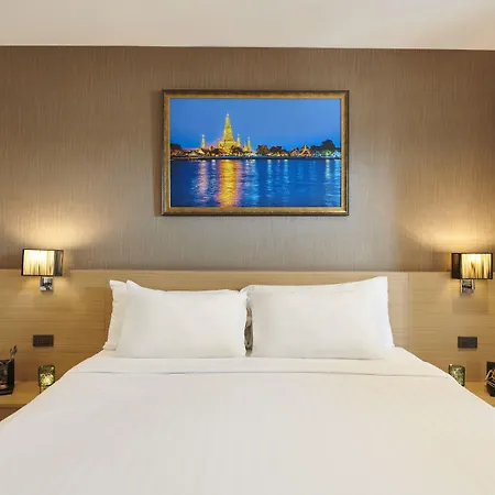 โรงแรม Adelphi