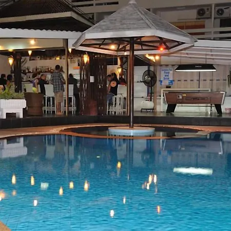 Marina Inn *