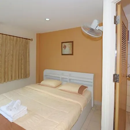 Marina Inn *