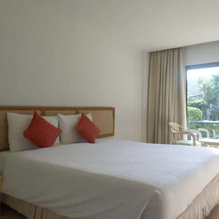 Hotel Nautical