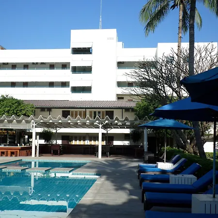 Hotel Nautical 3*