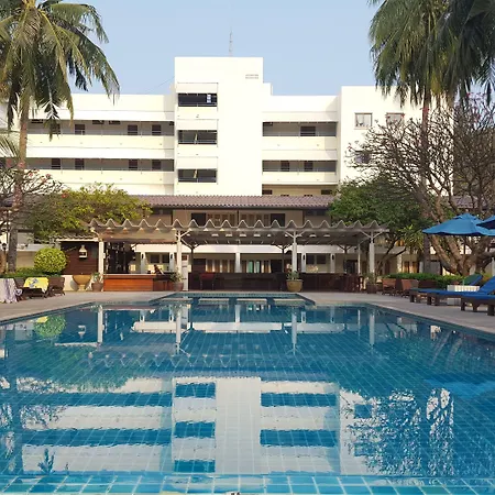 Nautical 3* Pattaya