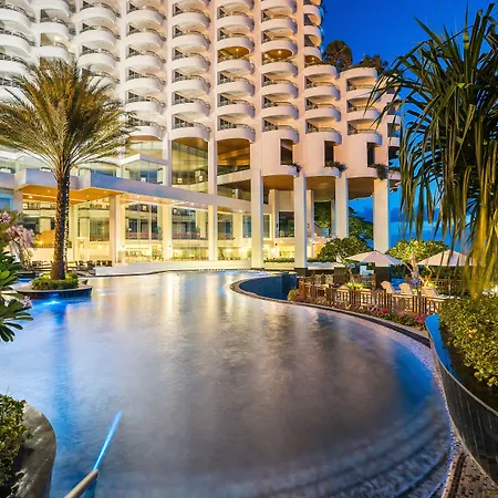 Royal Cliff Grand โรงแรม Pattaya