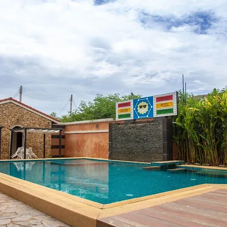 Sunsmile Hotel 3*