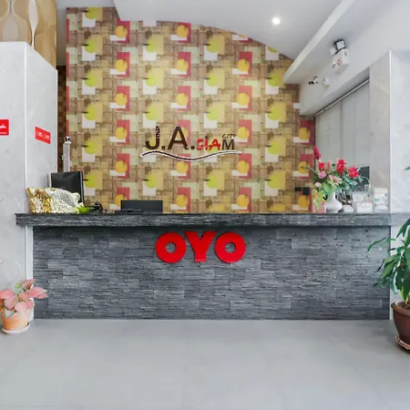 Oyo 120 Ja Siam Near Bangkok Hospital Hotel 2*
