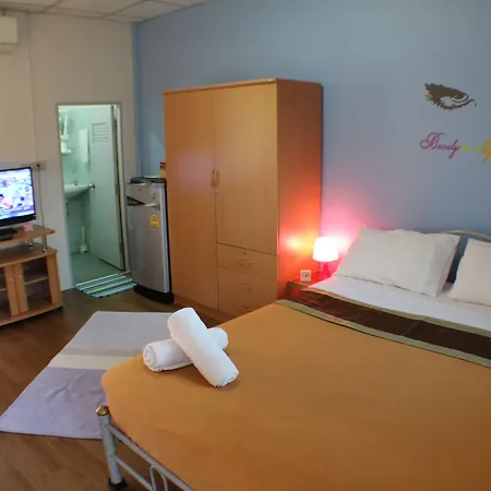 Oyo 838 Aromdee Pattaya