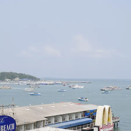 Cloudotel Walking Street 4* Pattaya