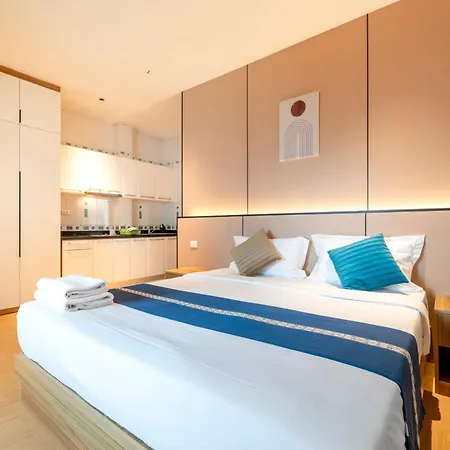 Selina Place Hotel