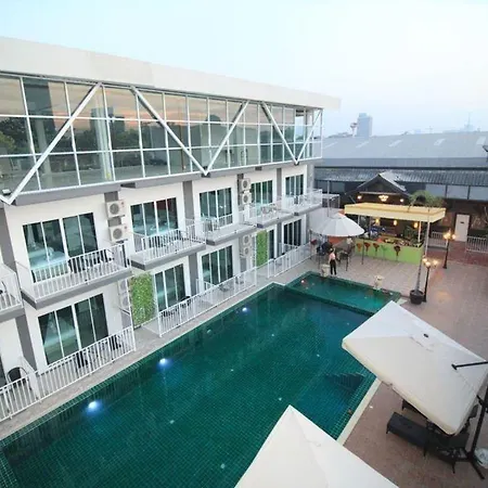 รีสอร์ท อนันตรา พัทยา 3*