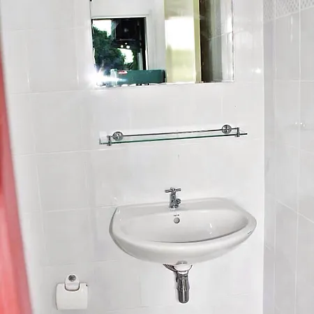 Oyo 824 Valida โรงแรม 2*