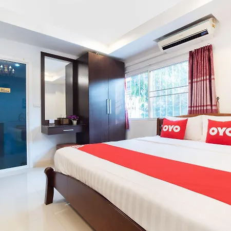Oyo 824 Valida โรงแรม Pattaya