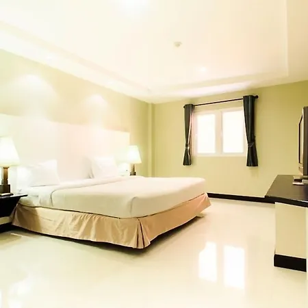 Fourteen Again โรงแรม 2*