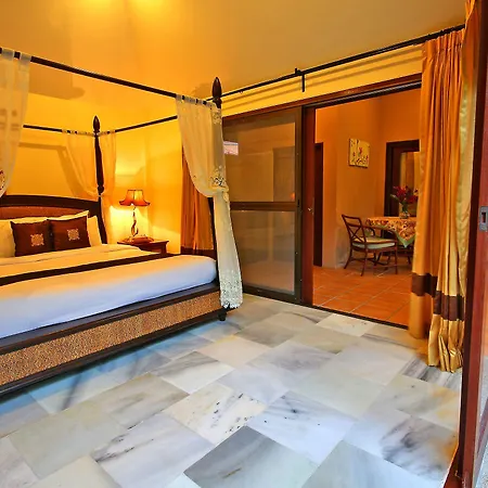 Napalai Pool Pattaya