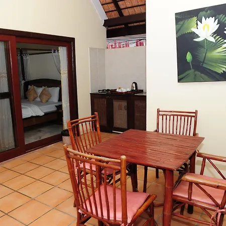 รีสอร์ท Napalai Pool 3*